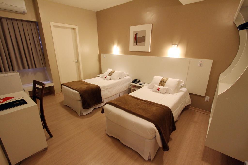 Hotel Curi Executive Pelotas Phòng bức ảnh