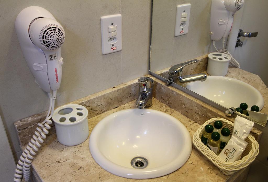 Hotel Curi Executive Pelotas Phòng bức ảnh